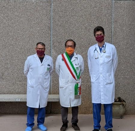 mannironi-san-teodoro-minuto-silenzio-450x437